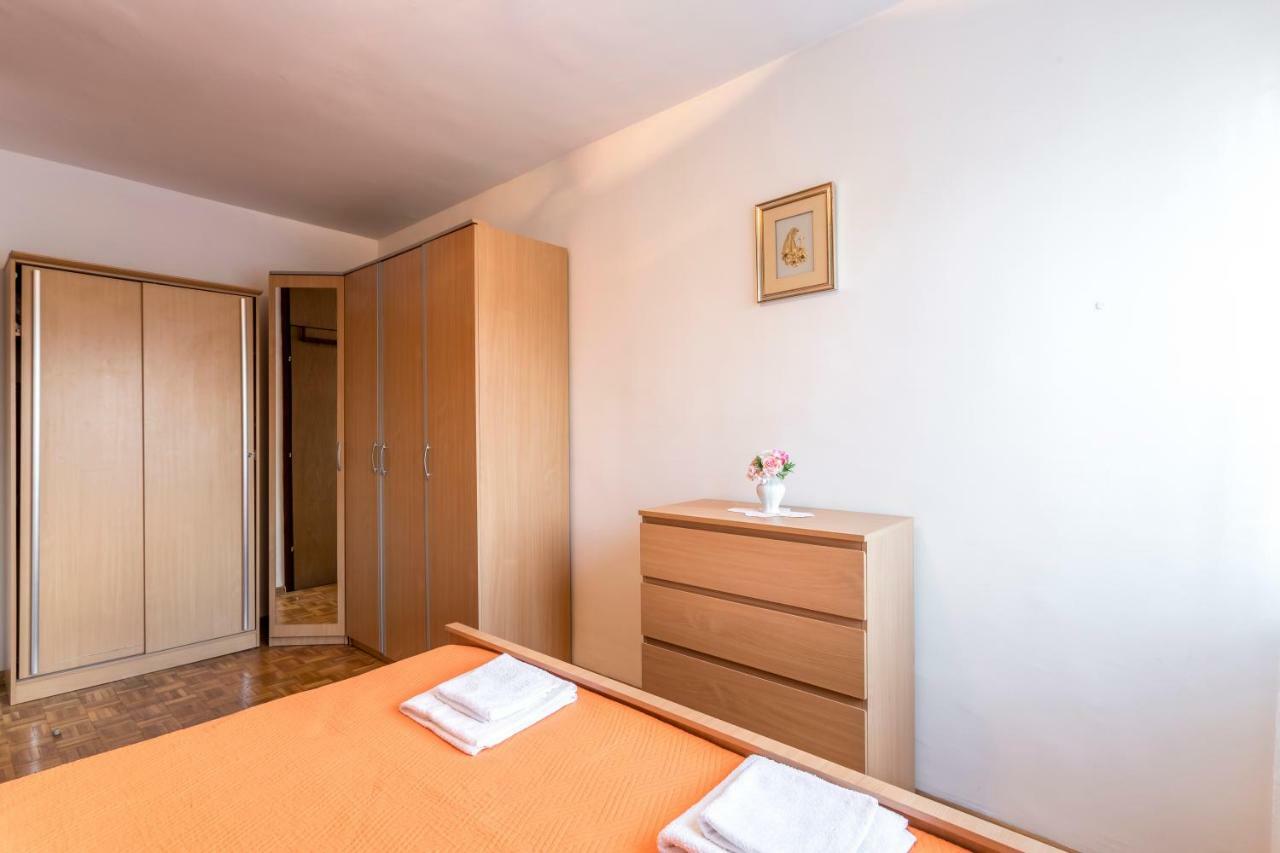 Apartament Kossi *